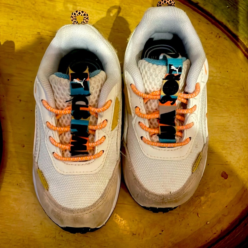 Puma kicks